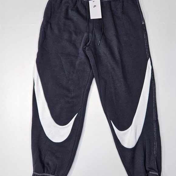 Nike Joggers Women's Black Standard Fit DR6197-010 - Picture 1 of 5